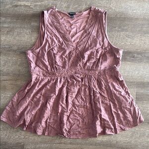 Torrid Women's Pink Peplum Sleeveless Top Size 1